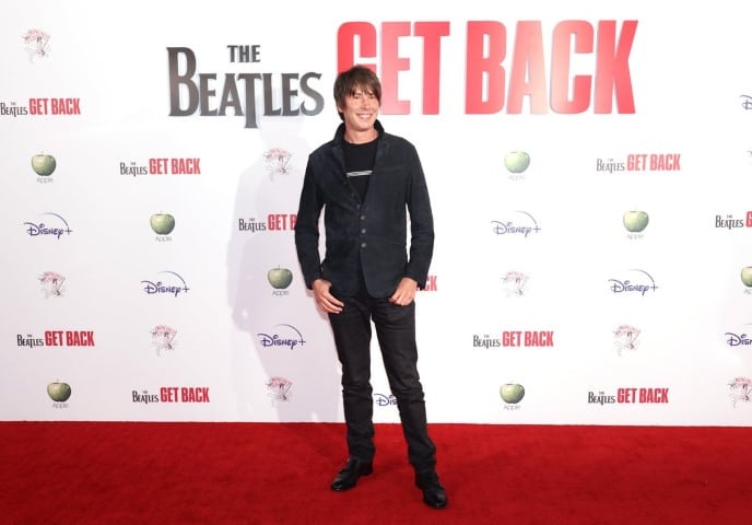 The-Beatles-Get-Back-Premiere-5 The Beatles: Get Back | Paul McCartney recebe estrelas da música na premiére em Londres