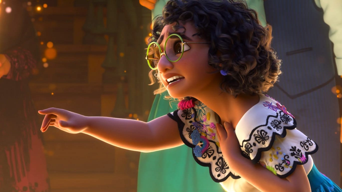 Mirabel-Encanto-2 Disney promete novidades relacionadas a 'Encanto' em setembro