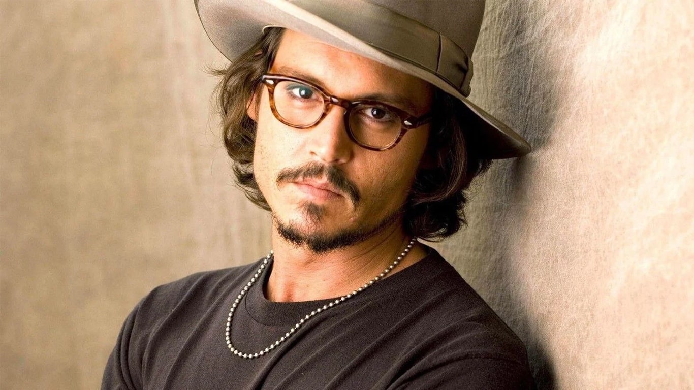 Johnny-Depp-de-chapeu Johnny Depp pode voltar em novo papel ao lado de Winona Ryder e Michael Keaton