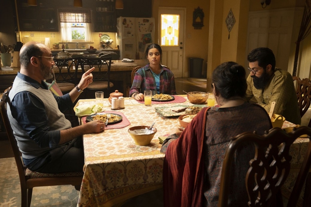 Familia-Kamala-Khan Quais são os principais temas abordados em 'Ms. Marvel'?
