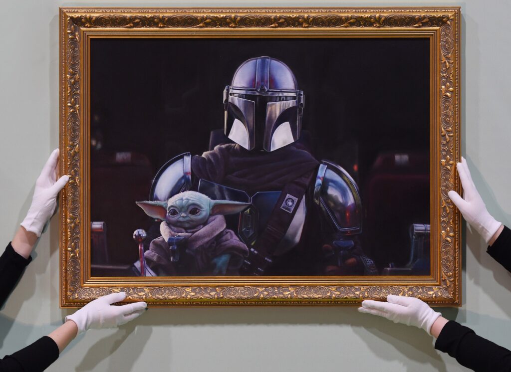 Apresentacao-Pintura-The-Mandalorian-e-Baby-Yoda-1024x746 Famosa Galeria de Arte em Londres recebe Pintura Incrivelmente Detalhada do Mandaloriano e Baby Yoda