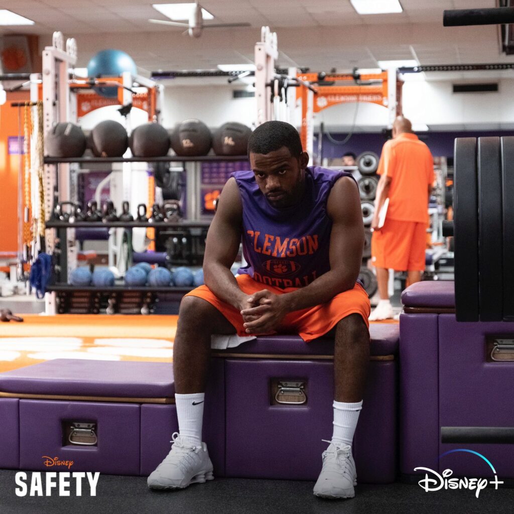 Safety-Disney-Plus-2-1024x1024 Safety: Drama Esportivo sobre Ray McElrathbey em 11/12, só no Disney+