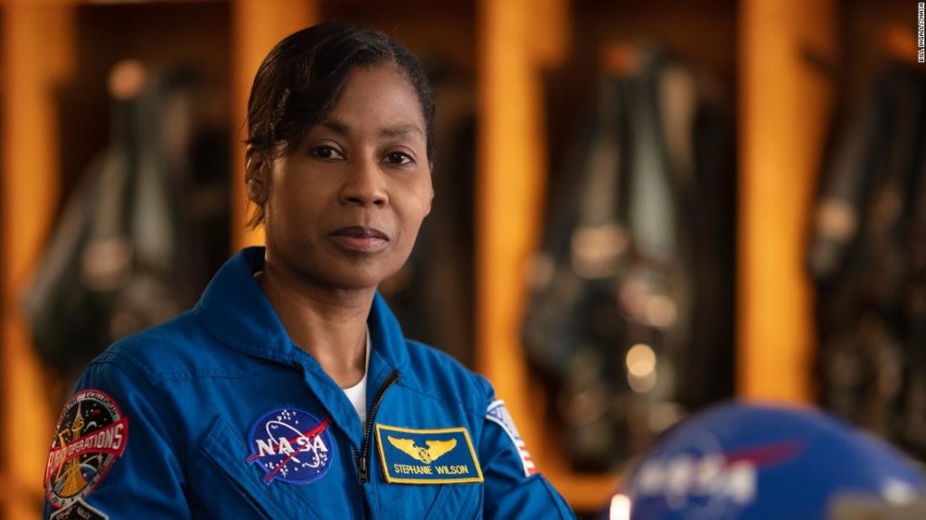 Astronauta-Stephanie-Wilson-1024x576 Nat Geo vai produzir Série para a NASA sobre Retorno à Lua em 2024