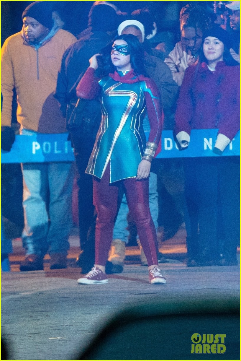 Ms.-Marvel-Traje-Completo-12 Ms. Marvel: Traje de Kamala Khan é Revelado em Novas Imagens do Set