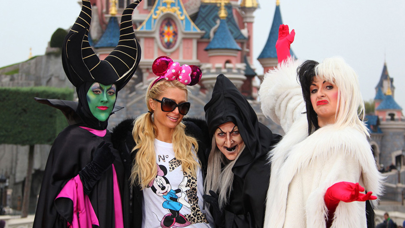 Paris-Hilton-na-Disney