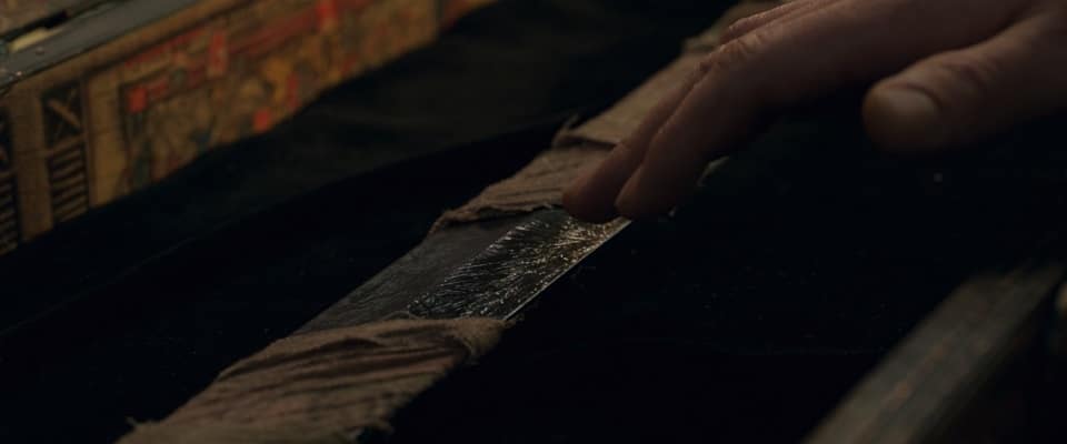 A-Espada-de-Ebano-em-Eternos Eternos: Por que Blade impediu Dane Whitman de tocar a Espada de Ébano?