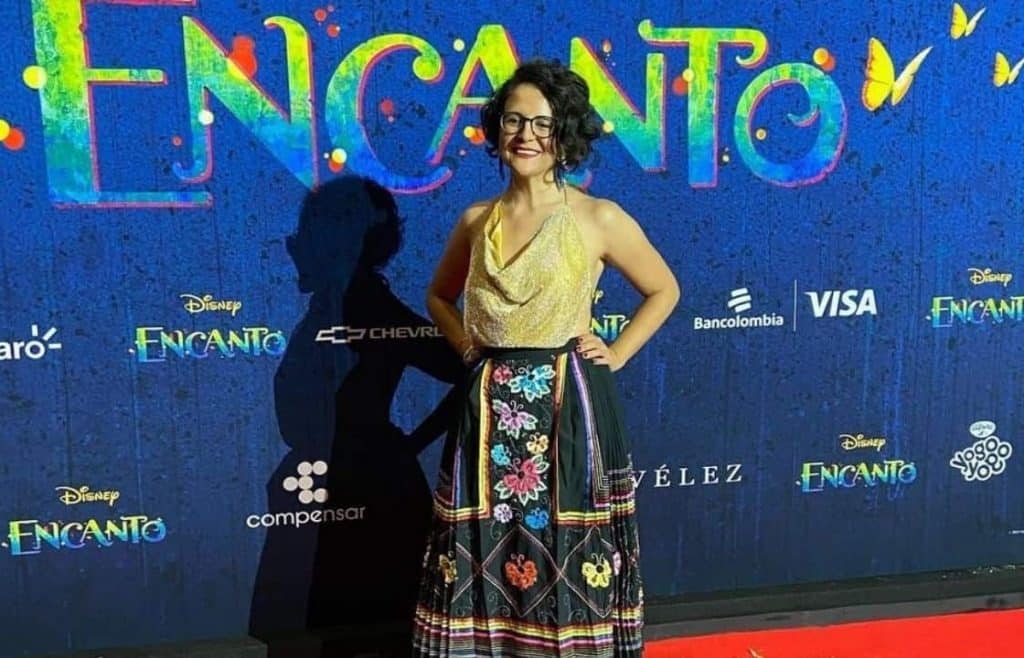 Alejandra-Espinosa-Uribe-Premiere-Encanto-1024x658 Conheça a colombiana que inspirou o visual de Mirabel em 'Encanto'