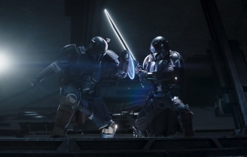 Mandalorianos-lutando-pelo-sabre-negro Star Wars: 5 razões pelas quais o Sabre Negro é diferente de outros Sabres de Luz