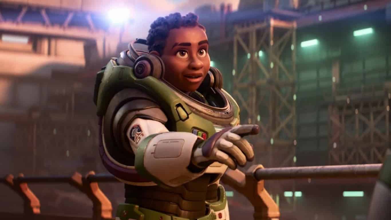 Hawthorne-Lightyear Lightyear: produtora explica a importância do beijo gay na animação da Pixar