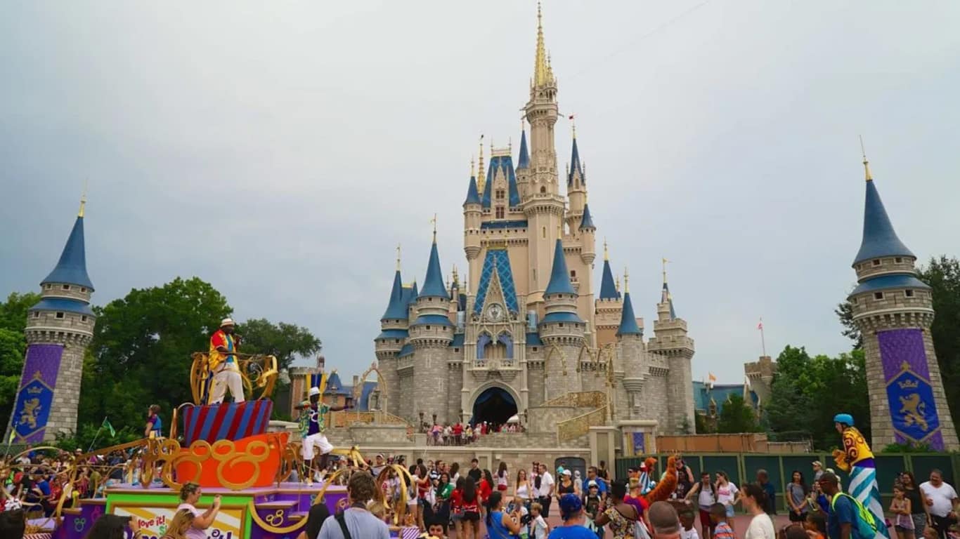 Castelo-da-Cinderela-Disney Ex-funcionário da Disney é preso após ameaçar explodir o Castelo da Cinderela