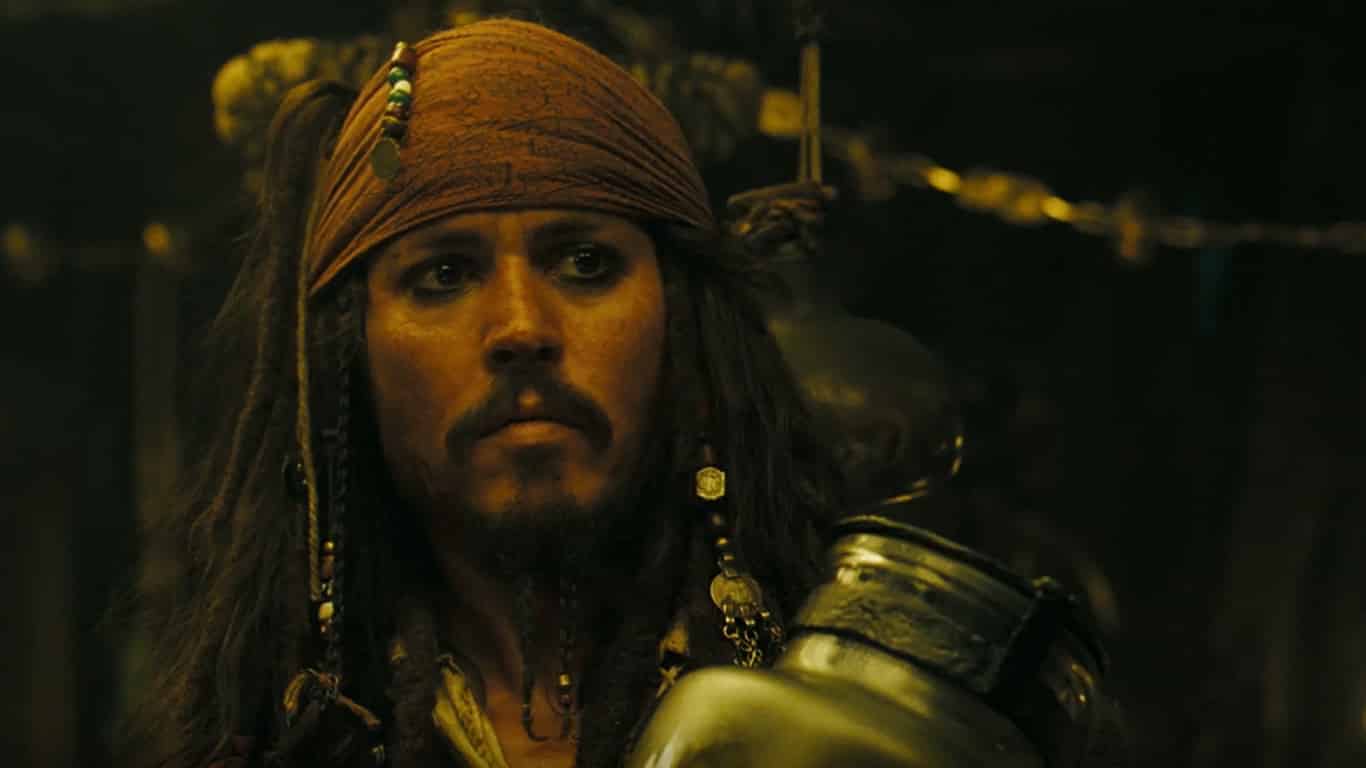 Jack-Sparrow-e-o-jarro-de-terra Johnny Depp fez referência discreta a 'Piratas do Caribe' no julgamento contra Amber Heard