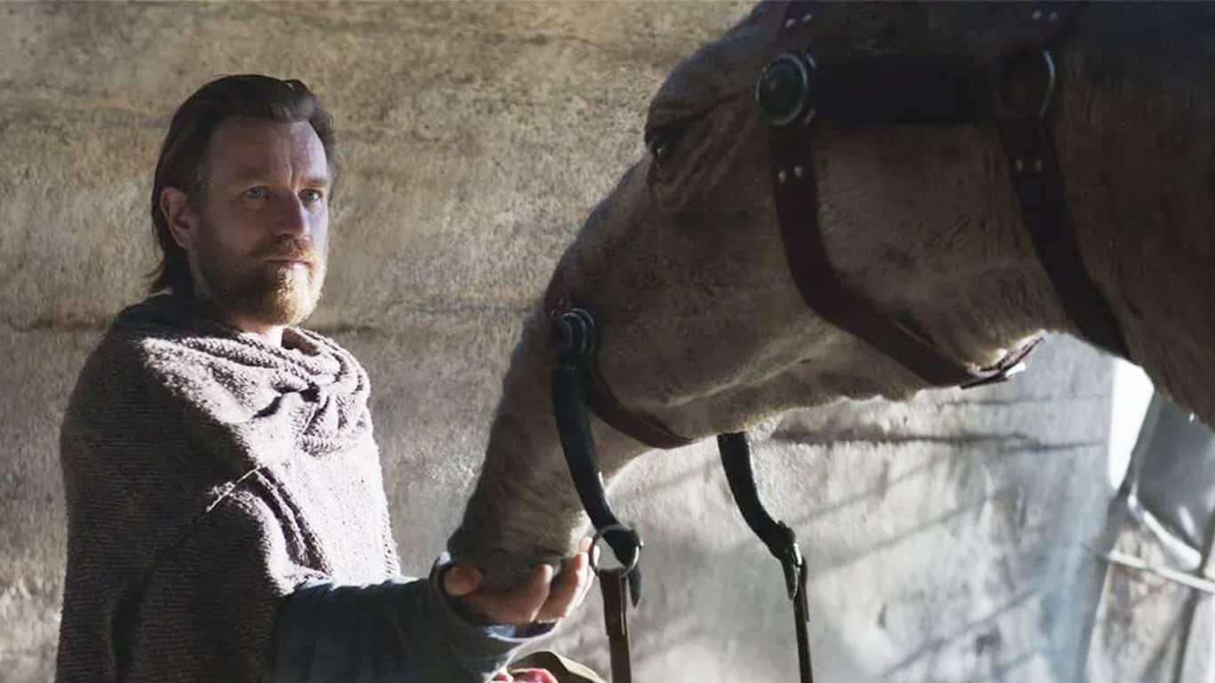 Obi-Wan-Kenobi-Ewan-McGregor-e-o-camelo-Silas Ewan McGregor queria adotar Silas, o camelo de 'Obi-Wan Kenobi'