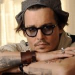 Dior publica foto de Johnny Depp exaltando o astro de 'Piratas do Caribe'