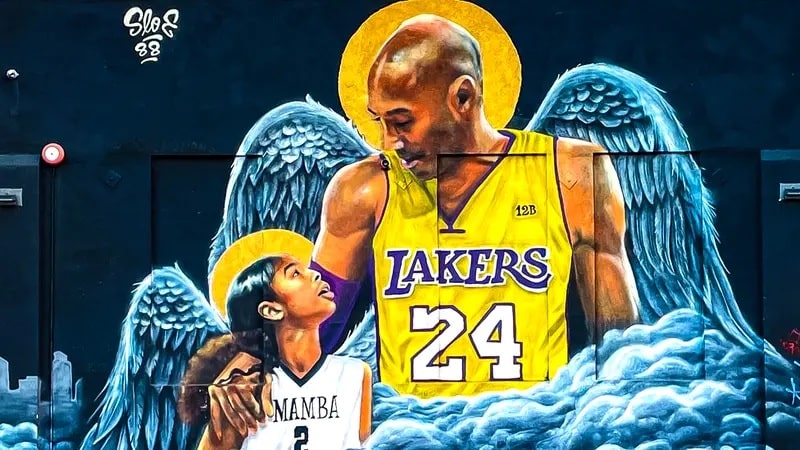 Mural-de-Kobe-Bryant-e-sua-filha Kobe Bryant inspirou homenagem a Chadwick Boseman em Pantera Negra 2