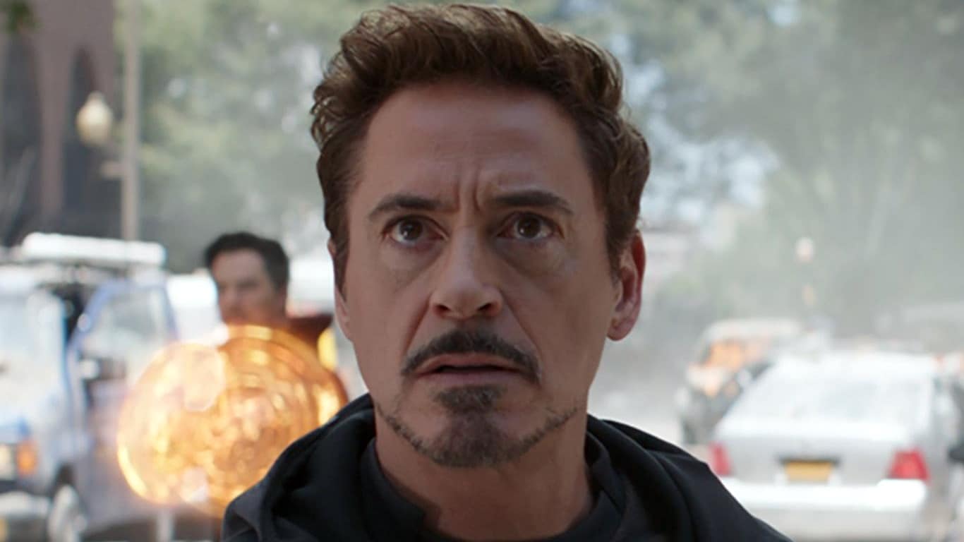 Tony-Stark-Robert-Downey-Jr Robert Downey Jr. diz que passou despercebido como Homem de Ferro por causa do gênero