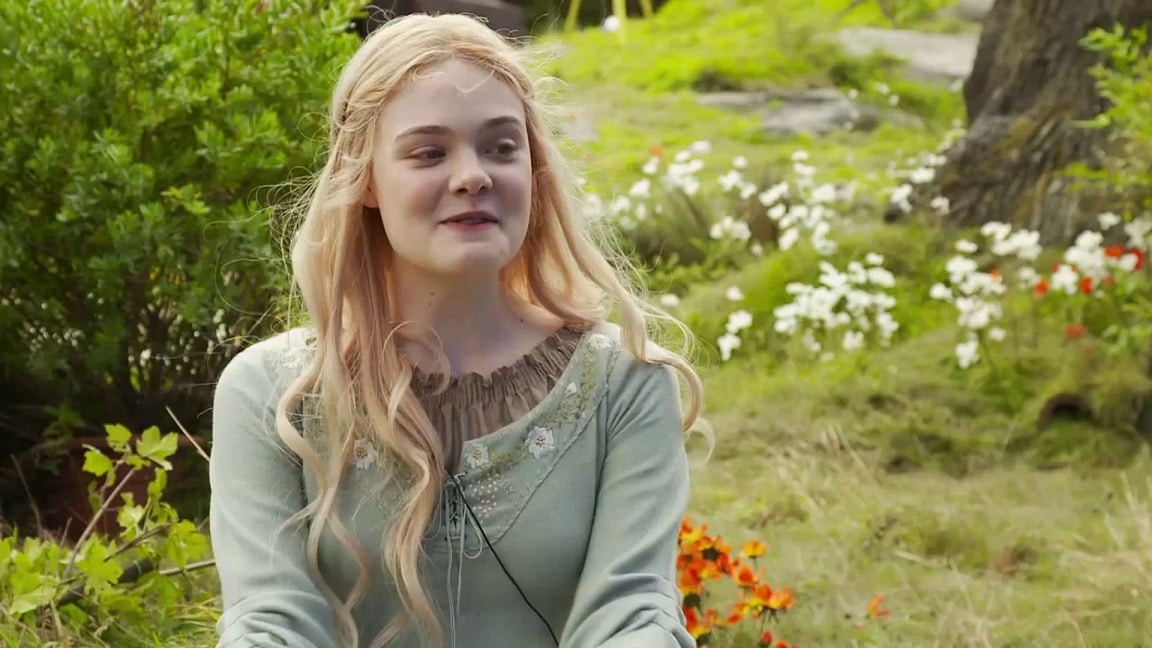 Elle-Fanning-Aurora A Pequena Sereia: Elle Fanning diz que foi escolhida como Ariel antes de Halle Bailey