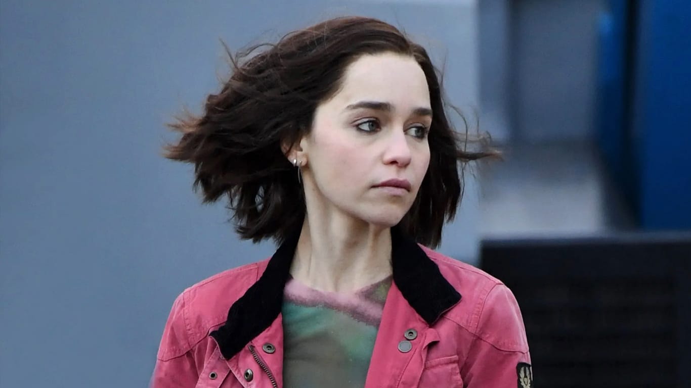 Emilia-Clarke-em-Invasao-Secreta Invasão Secreta | [Spoiler] realmente morreu no episódio 'Traição'?