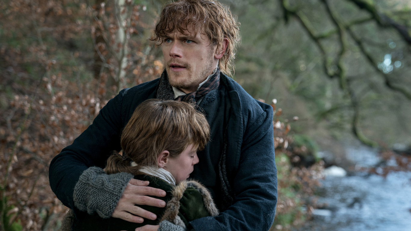 Jamie-e-William-em-Outlander Sam Heughan reflete sobre o pior dilema de Jamie em Outlander