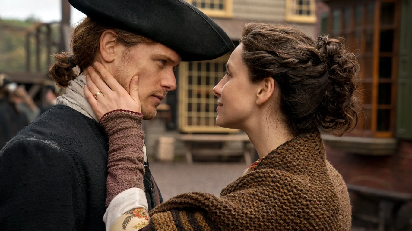 Outlander-Jamie-Fraser-e-Claire Sam Heughan fala sobre o final emocionante de Outlander