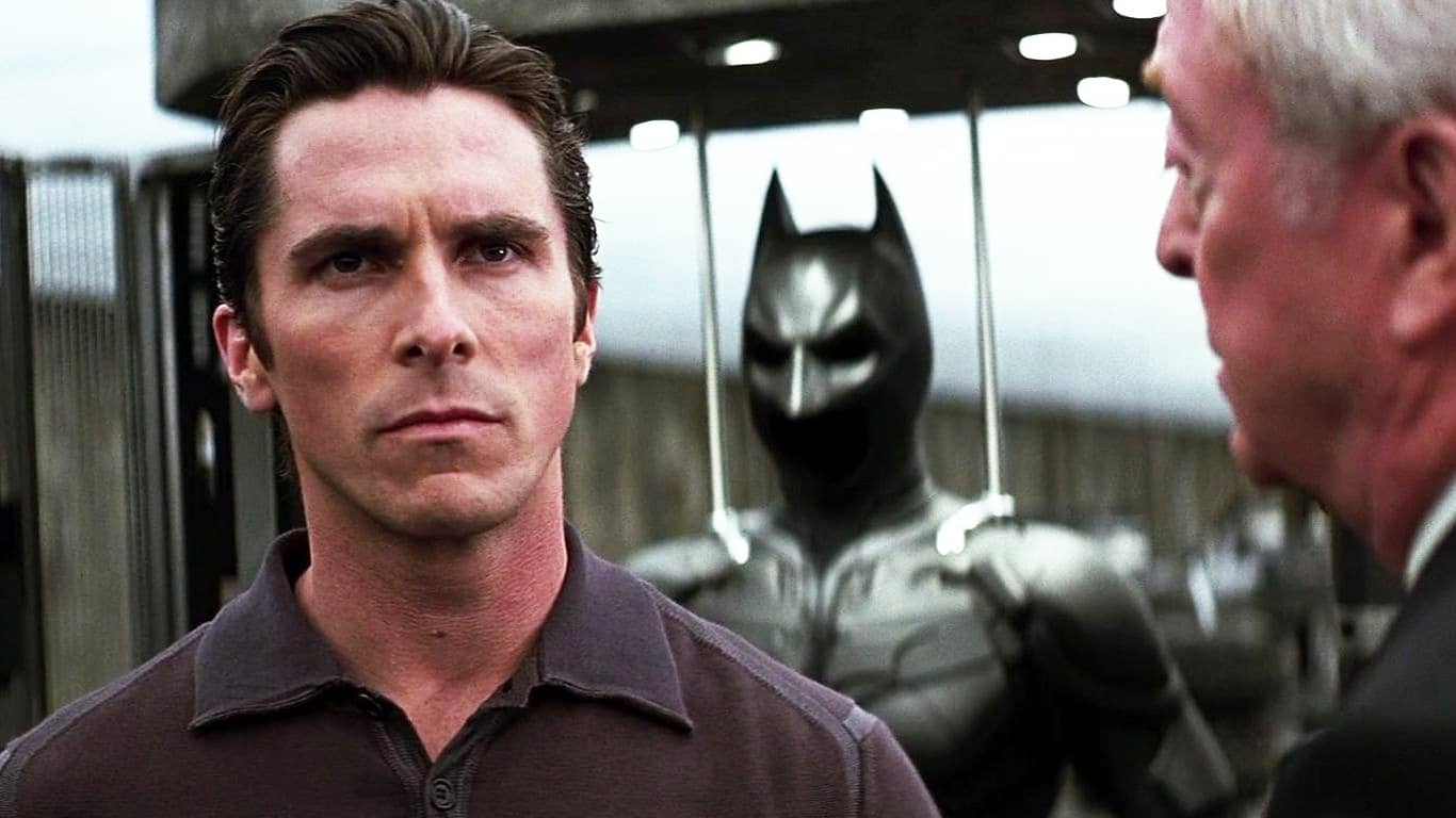 Bruce-Wayne-e-Alfred-Batman 5 vezes em que a Marvel fez referências diretas à DC