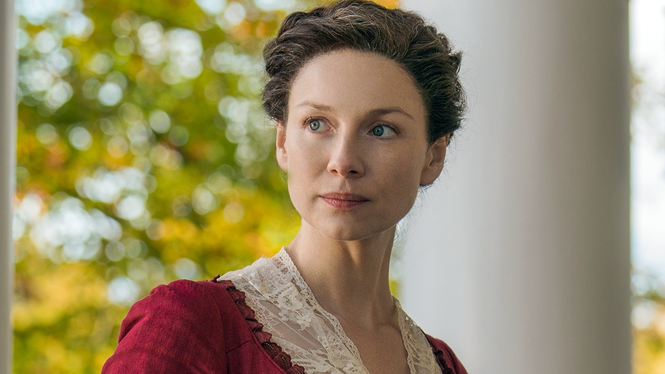 Claire-Fraser-Outlander Caitriona Balfe detalhou caos no set de Outlander e discussões com produtora