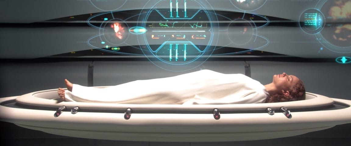 Padme-na-mesa-de-cirurgia Anakin ou Palpatine: Quem é o responsável pela morte de Padmé?