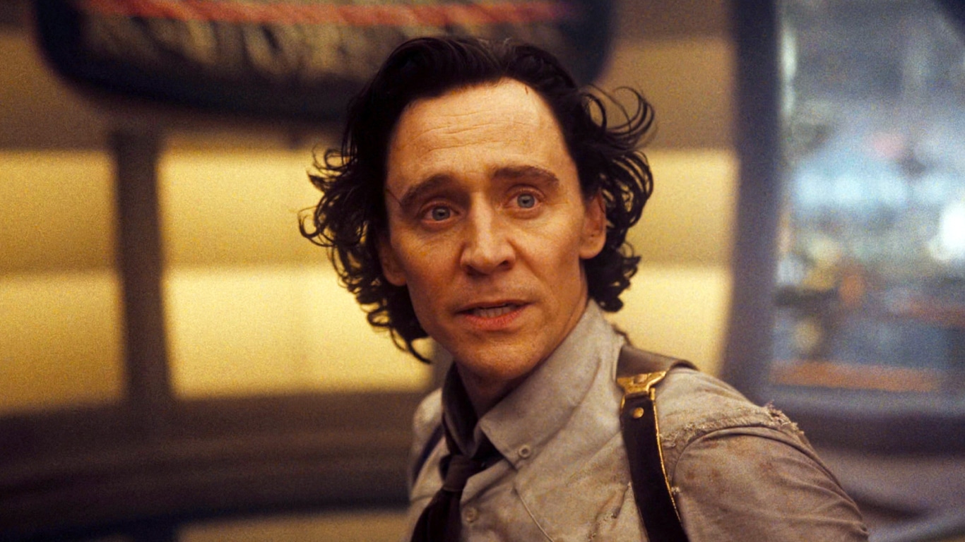 Loki-Tom-Hiddleston Loki | Penúltimo episódio foi totalmente descartado pela Marvel, revela roteirista