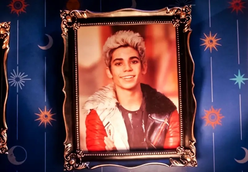 Cameron-Boyce-em-Descendentes-A-Ascensao-de-Copas A homenagem a Cameron Boyce em Descendentes: A Ascensão de Copas