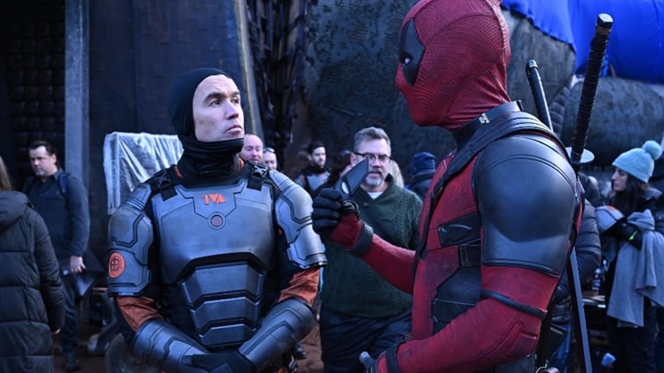 Rob-McElhenney-em-Deadpool-Wolverine Ryan Reynolds justifica corte de Rob McElhenney em Deadpool & Wolverine