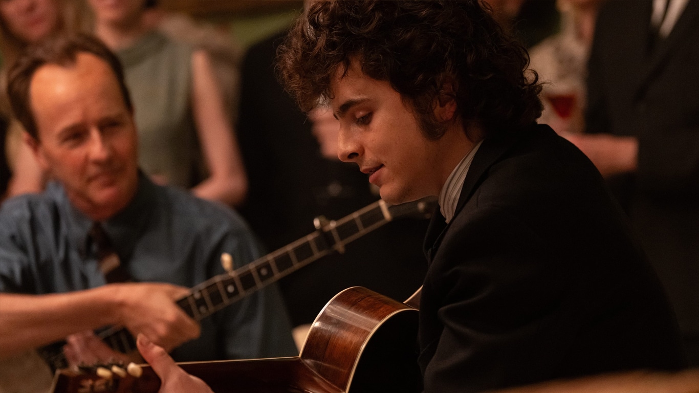 Um-Completo-Desconhecido Edward Norton elogia transformação de Timothée Chalamet em cinebiografia de Bob Dylan