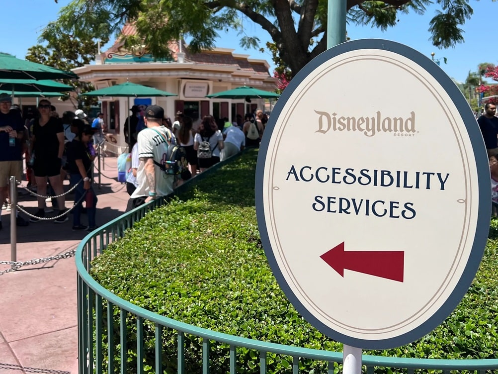 Acessibilidade-Disneyland Disney é processada por mudanças no acesso para visitantes com deficiência