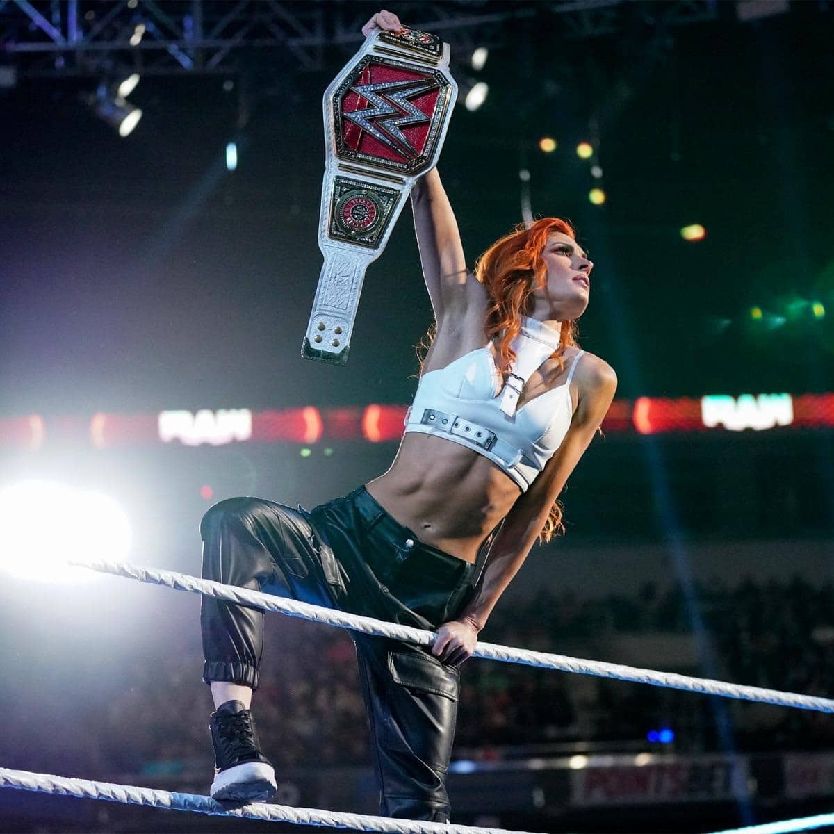 Becky-Lynch-WWE Lutadora Becky Lynch gravou uma cena pós-créditos de 'Eternos', mas ninguém viu