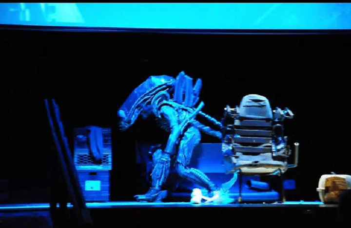 image-44 Uma escola transformou Alien em peça de teatro e impressionou Sigourney Weaver e Ridley Scott