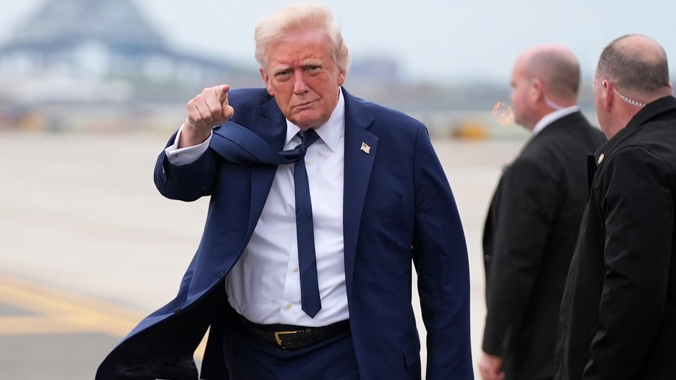 Donald Trump declara guerra aos filmes feitos fora dos Estados Unidos Presidente-Donald-Trump Donald Trump declara guerra aos filmes feitos fora dos Estados Unidos