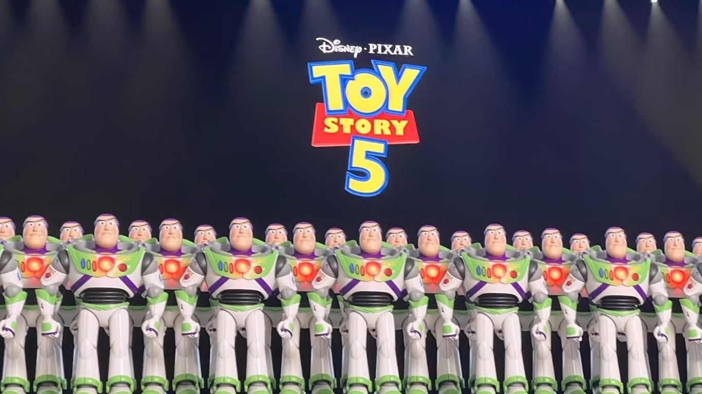 Primeira cena de Toy Story 5 é exibida e revela mudanças na vida de Bonnie e dos brinquedos Toy-Story-5 Primeira cena de Toy Story 5 é exibida e revela mudanças na vida de Bonnie e dos brinquedos