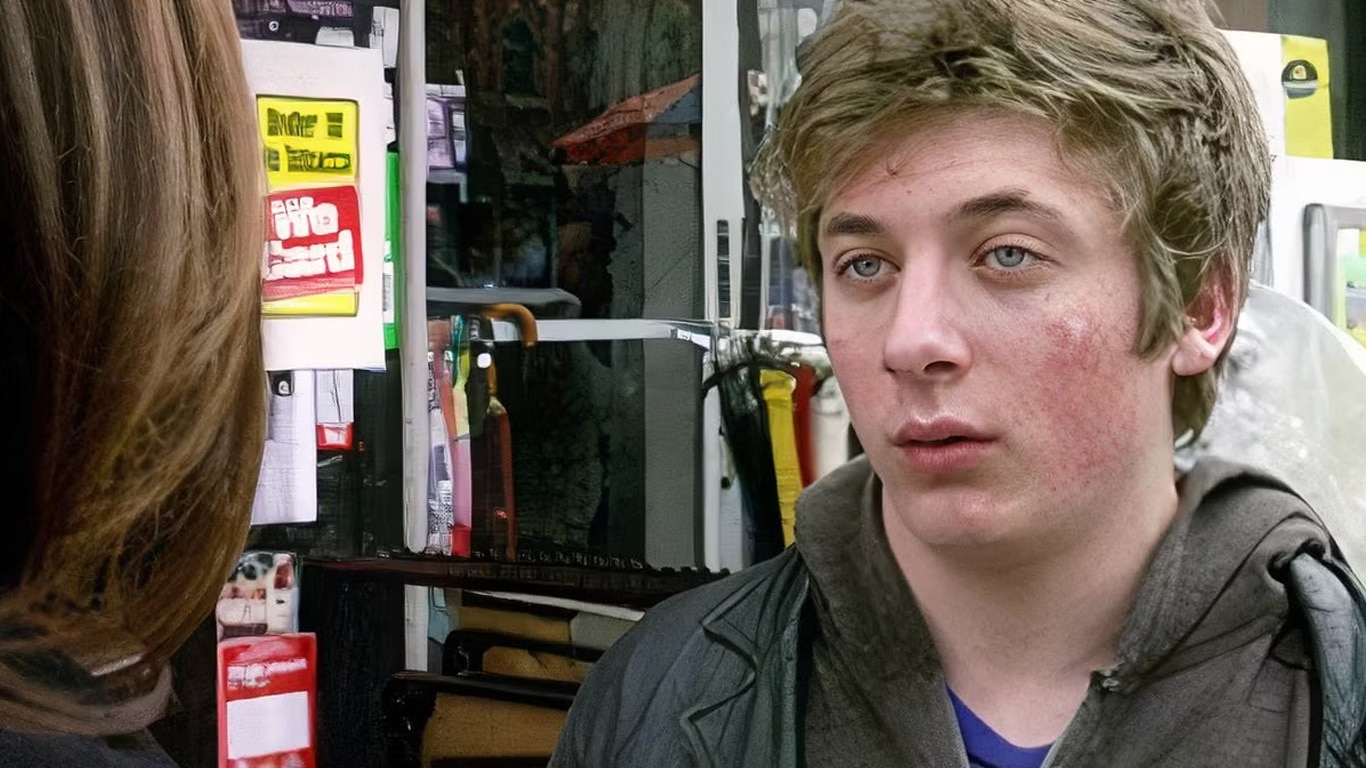 Antes de O Urso, Jeremy Allen White viveu personagem sombrio em série famosa Jeremy-Allen-White-em-Law-and-Order Antes de O Urso, Jeremy Allen White viveu personagem sombrio em série famosa