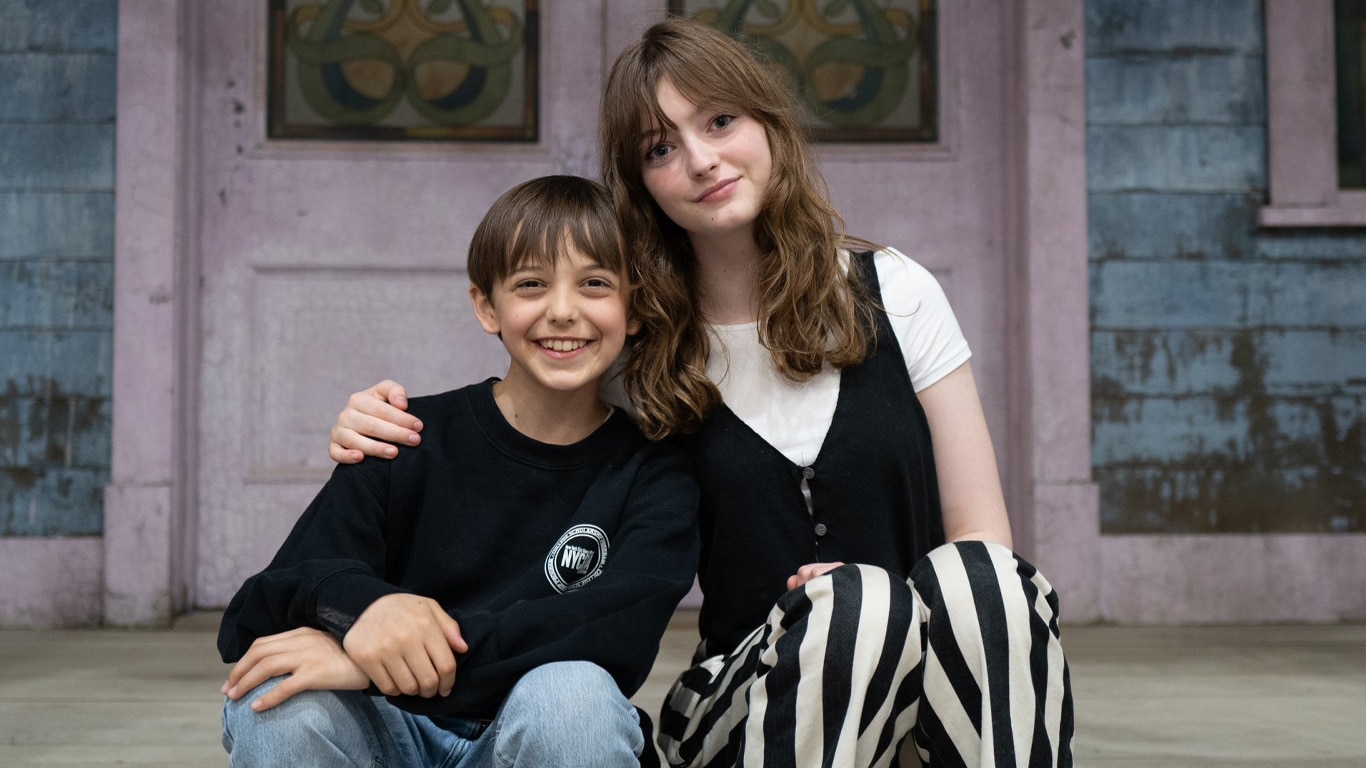 Olive-Abercrombie-e-Levi-Chrisopulos Percy Jackson anuncia novos atores para Nico e Bianca Di Angelo na 3ª temporada
