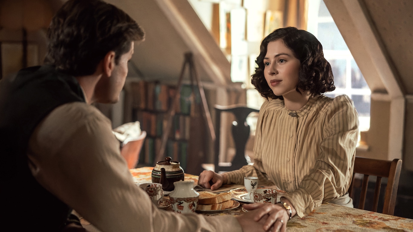 Henry-e-Julia-Outlander-Blood-of-My-Blood-1 Por que Julia entrega seu colar a Henry em Outlander: Blood of My Blood