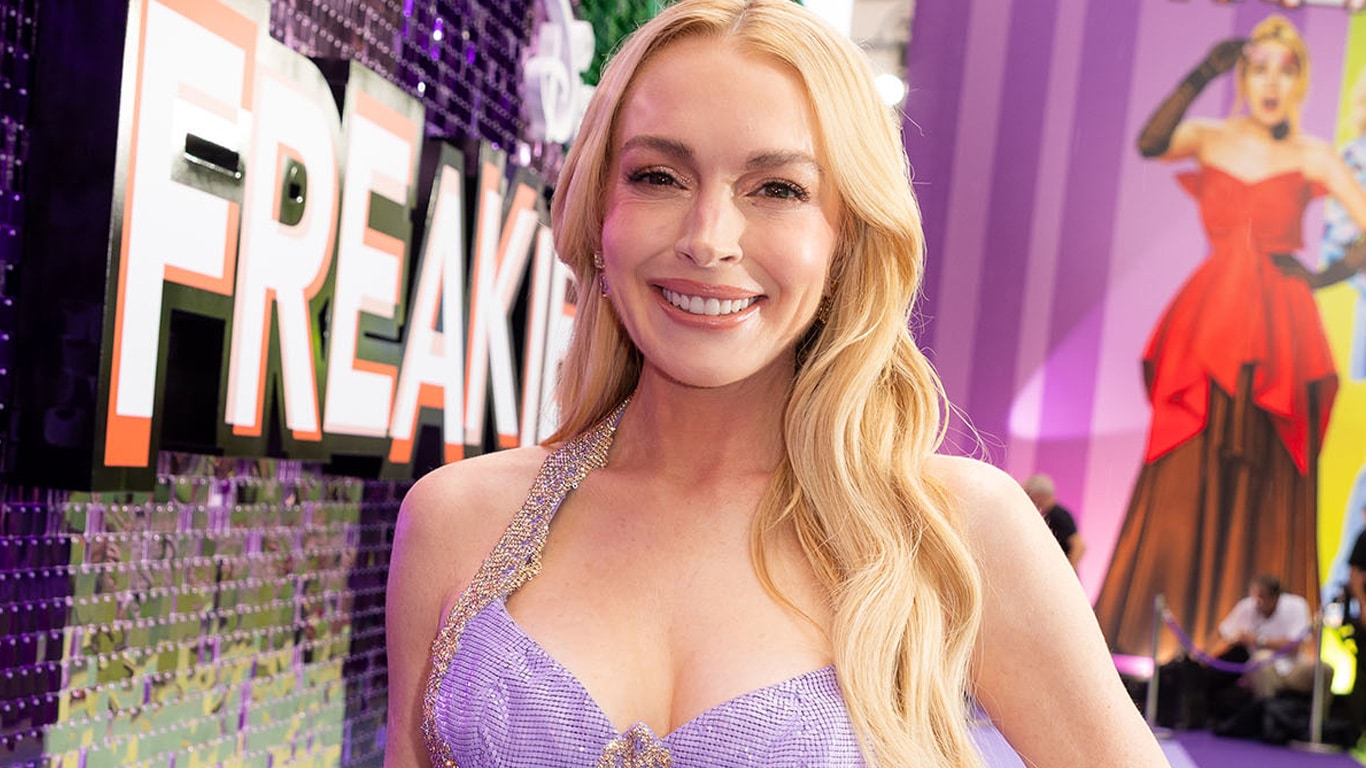 Lindsay Lohan desabafa sobre a carreira: "Preciso quebrar esse ciclo" Lindsay-Lohan-na-premiere-de-Uma-Sexta-Feira-Mais-Louca-Ainda Lindsay Lohan desabafa sobre a carreira: "Preciso quebrar esse ciclo"