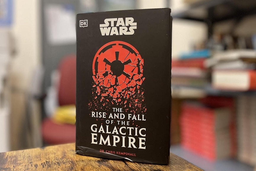 Livro-Star-Wars-A-Ascensao-e-Queda-do-Imperio-Galactico O que significam as siglas BBY e ABY em Star Wars e como assistir em ordem cronológica no Disney+
