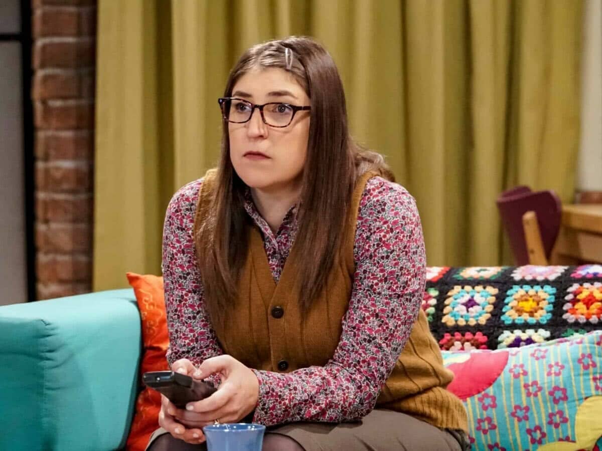 Mayim-Bialik-Big-Bang-Theory Mayim Bialik desabafa sobre decisão da Disney de abandonar revival de "Blossom"
