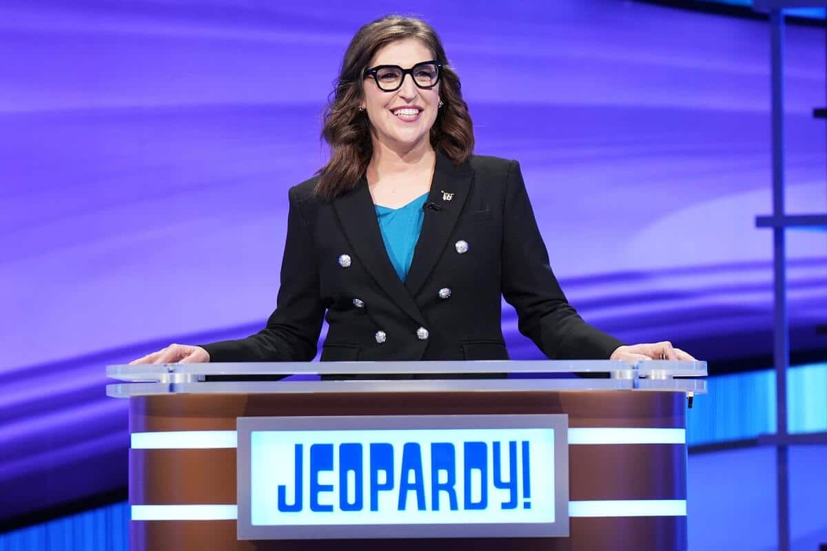 Mayim-Bialik-Jeopardy Mayim Bialik desabafa sobre decisão da Disney de abandonar revival de "Blossom"