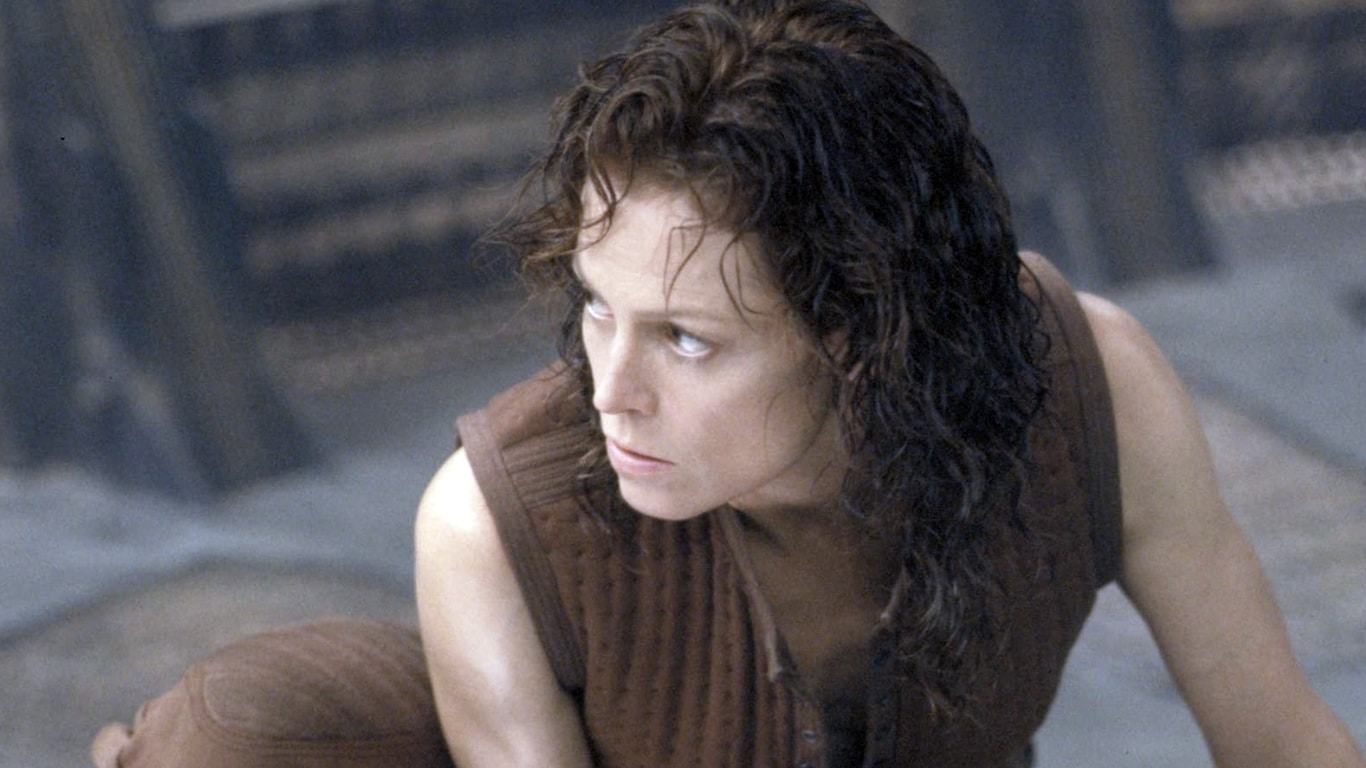 Alien-Sigourney-Weaver Sigourney Weaver aprova a série 'Alien: Earth' e comenta o que mais chamou atenção