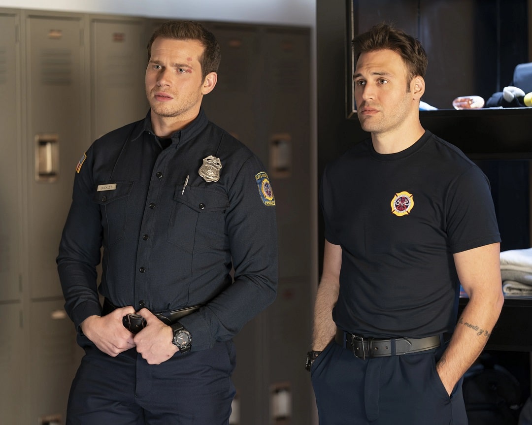 Astro de 9-1-1 comenta rumores sobre relação entre Buck e Eddie na temporada 9 Buck-e-Eddie-911 Astro de 9-1-1 comenta rumores sobre relação entre Buck e Eddie na temporada 9