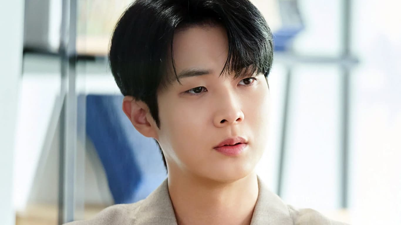 Choi-Wooshik Choi Wooshik, de Amor de Mentirinha, quer mostrar um lado mais masculino nas telas