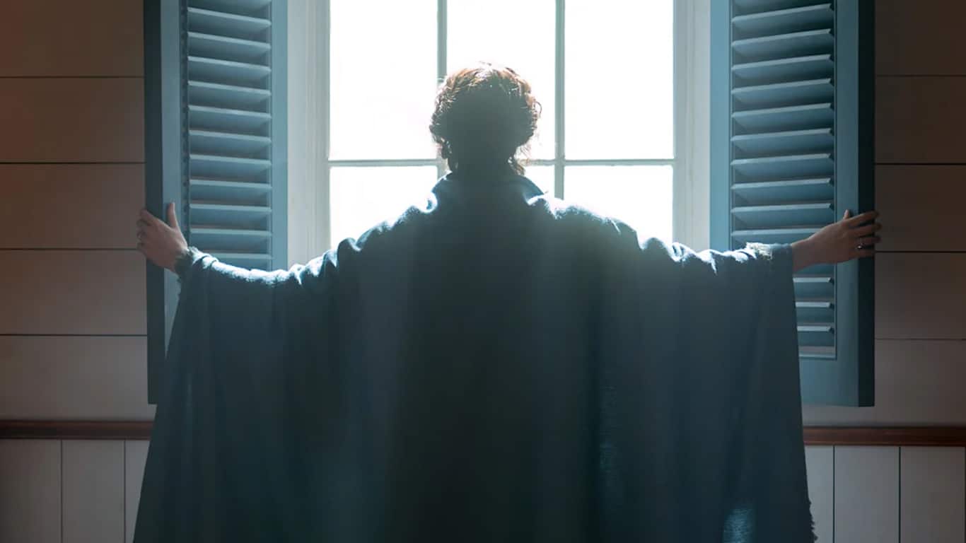 Claire-na-ultima-temporada-de-Outlander Outlander: trailer da 8ª temporada foi manipulado para enganar o público?
