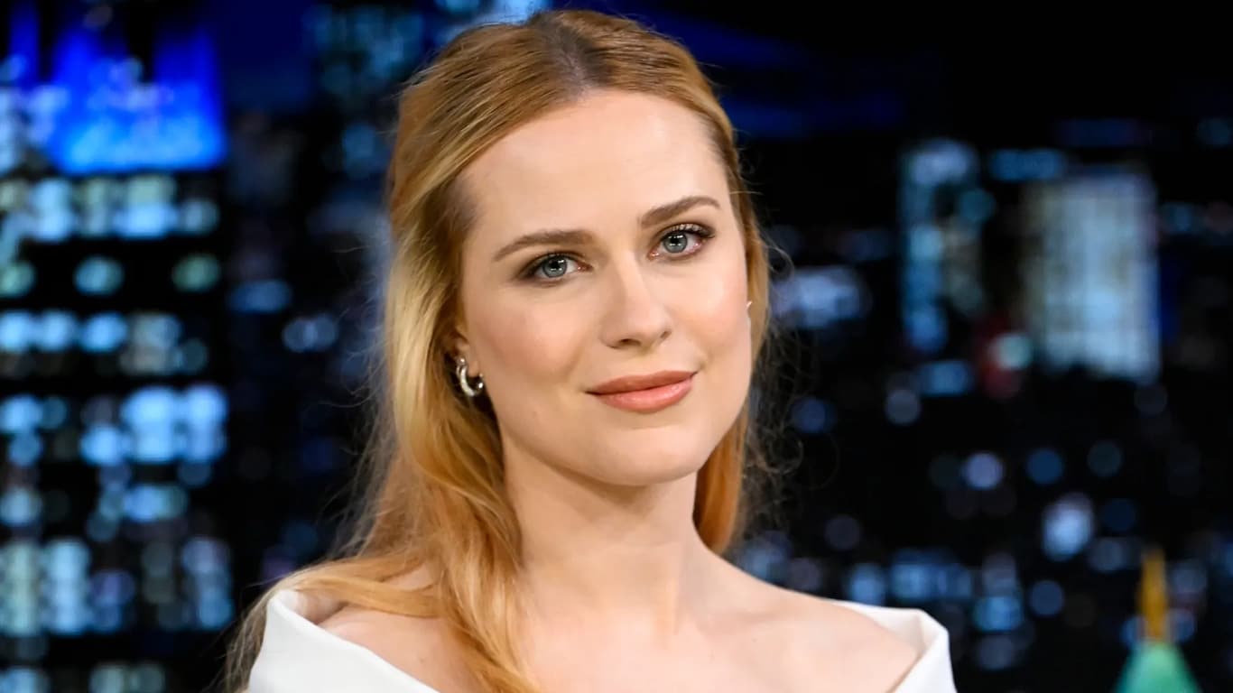 Ryan Murphy escala Evan Rachel Wood para thriller The Shards, do FX Evan-Rachel-Wood Ryan Murphy escala Evan Rachel Wood para thriller The Shards, do FX