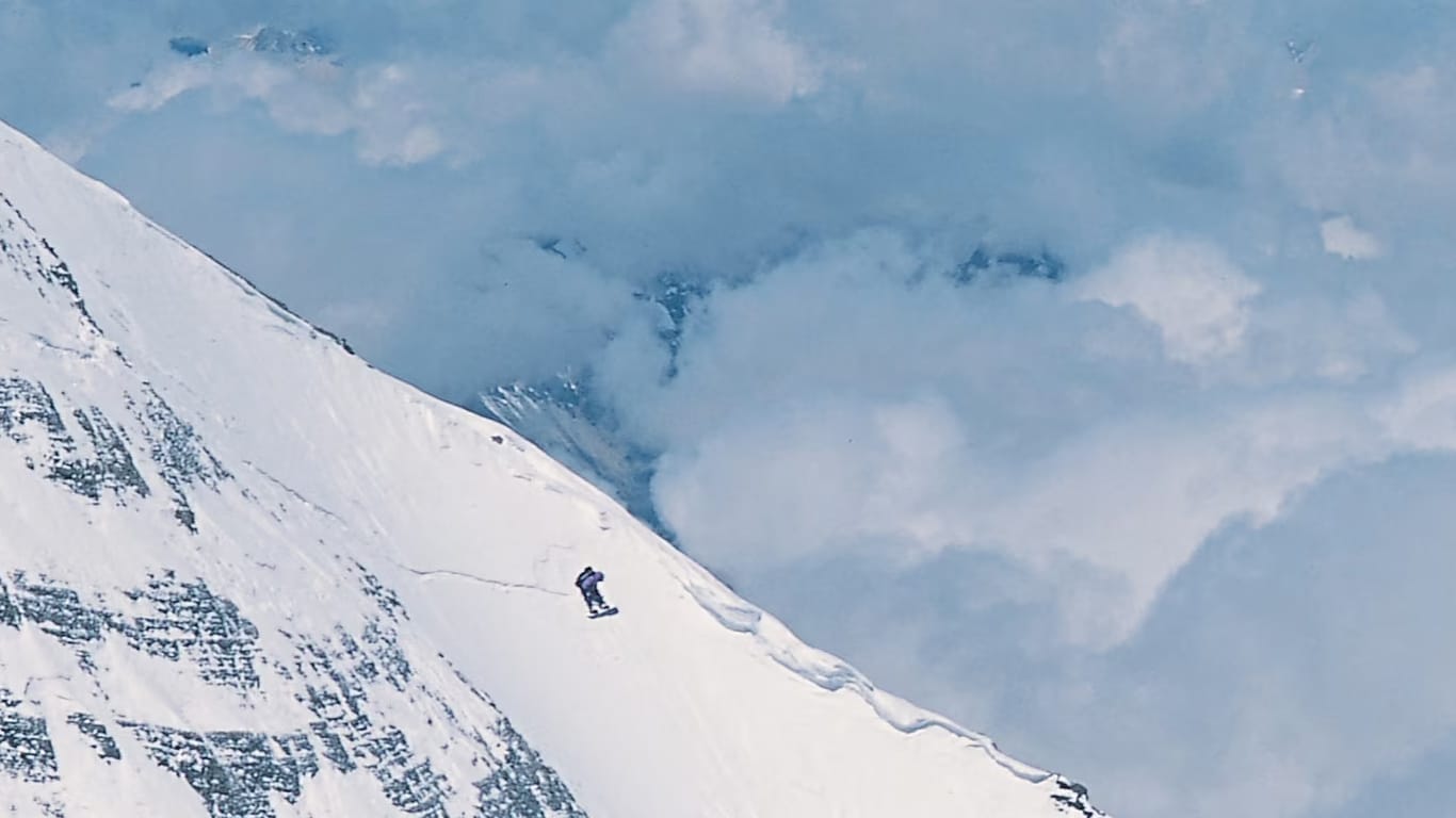 Jim Morrison faz história ao descer o Everest de esqui e sua jornada vira filme Everest-North Jim Morrison faz história ao descer o Everest de esqui e sua jornada vira filme