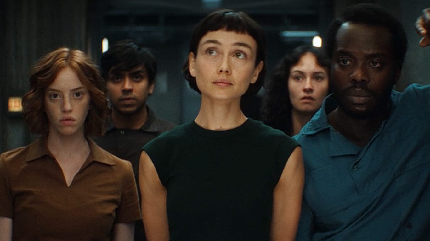 Hibridos-de-Alien-Earth Criador de Alien: Earth revela conselho de Ridley Scott que mudou o rumo da série