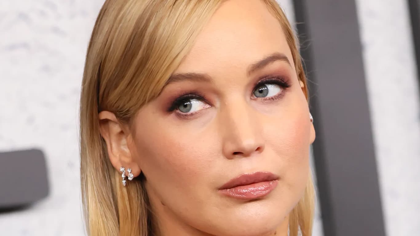 Jennifer Lawrence explica por que decidiu sumir de Hollywood mesmo no auge Jennifer-Lawrence Jennifer Lawrence explica por que decidiu sumir de Hollywood mesmo no auge